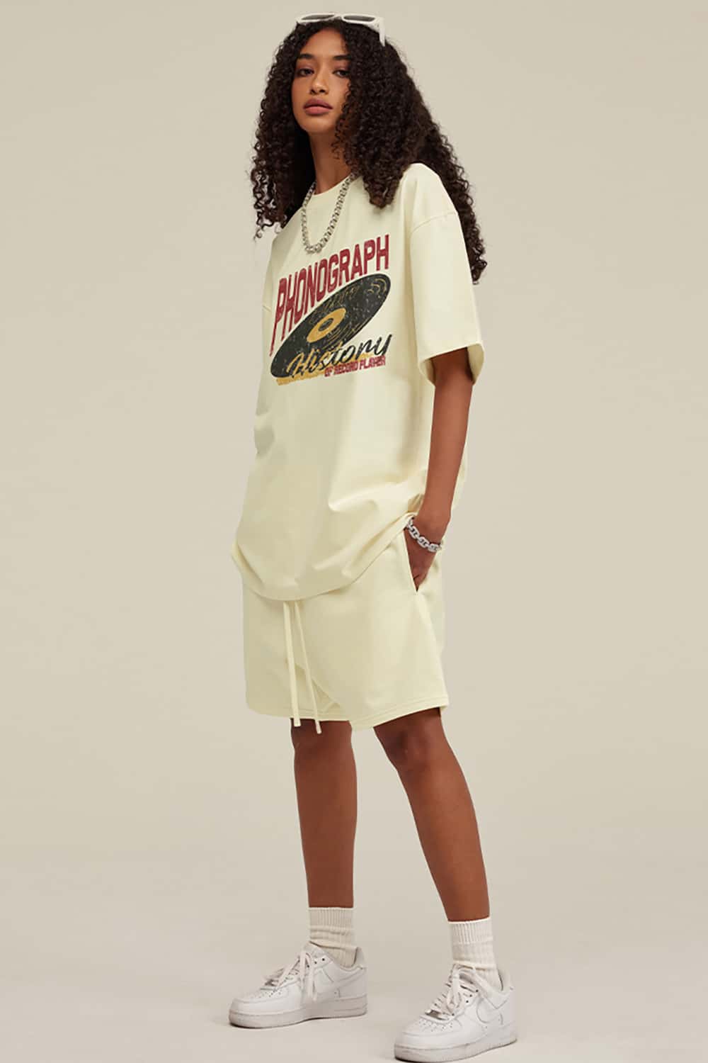 Vintage Loose-Fit Neutral Crew Neck Phonograph T-Shirt