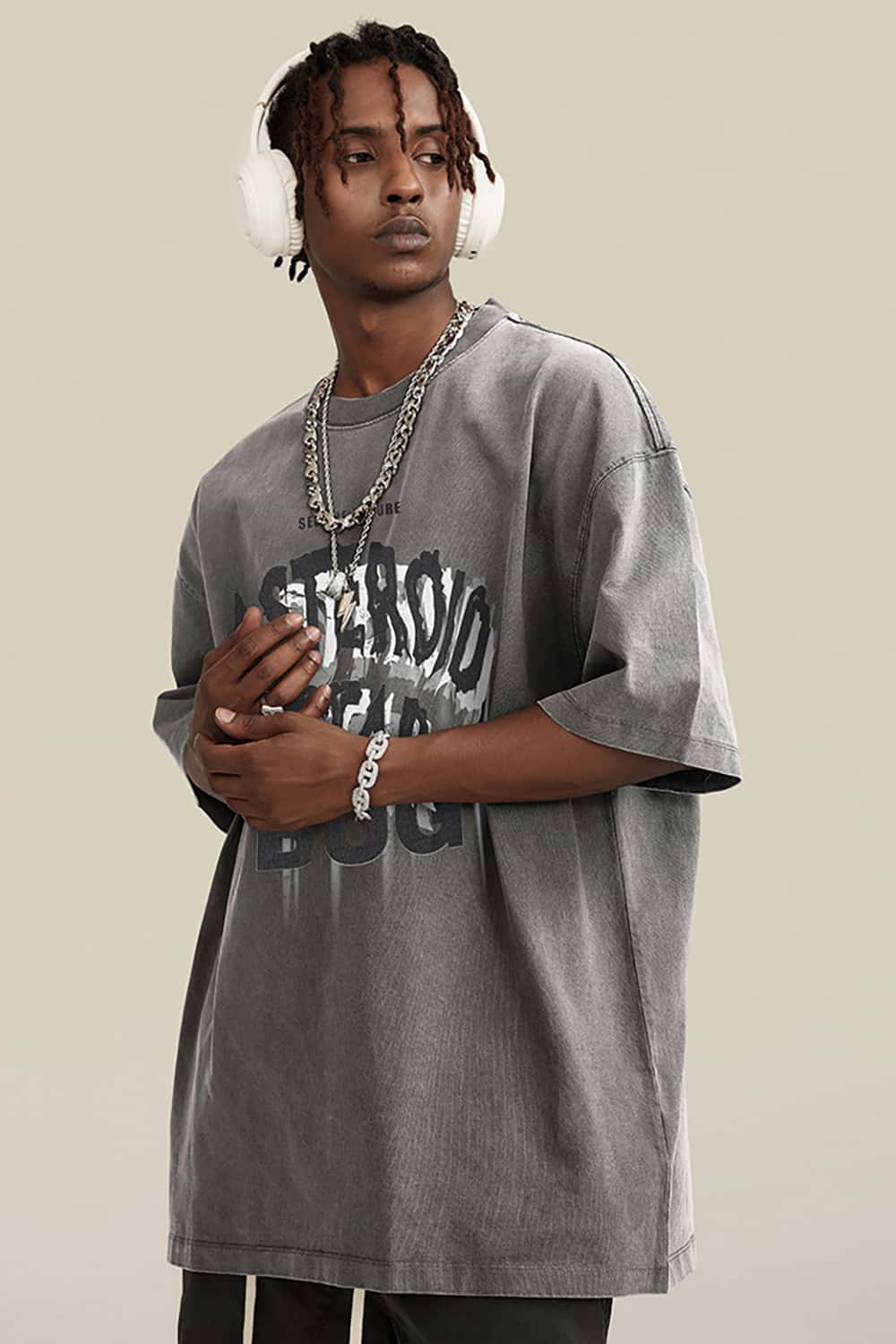 Oversized Washed Cotton Streetwear T-Shirt with Bold Lettering
