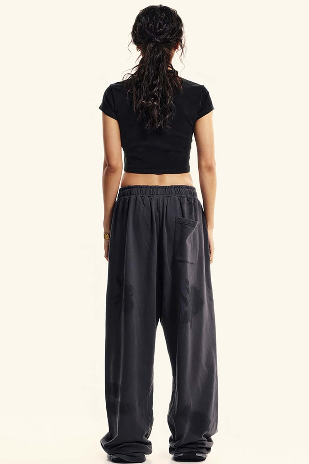 Slim-Fit Cropped Vintage Wash Street-Style T-Shirt with Shoulder Design