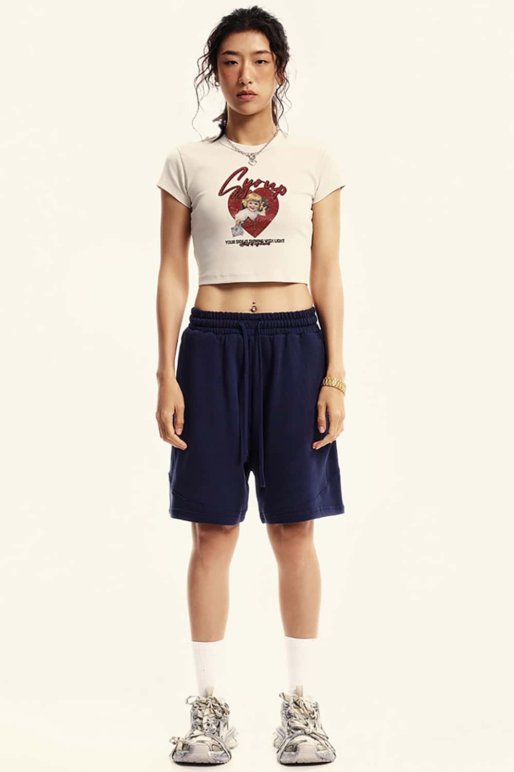 Slim-Fit Cropped Vintage Wash Street-Style T-Shirt with Shoulder Design