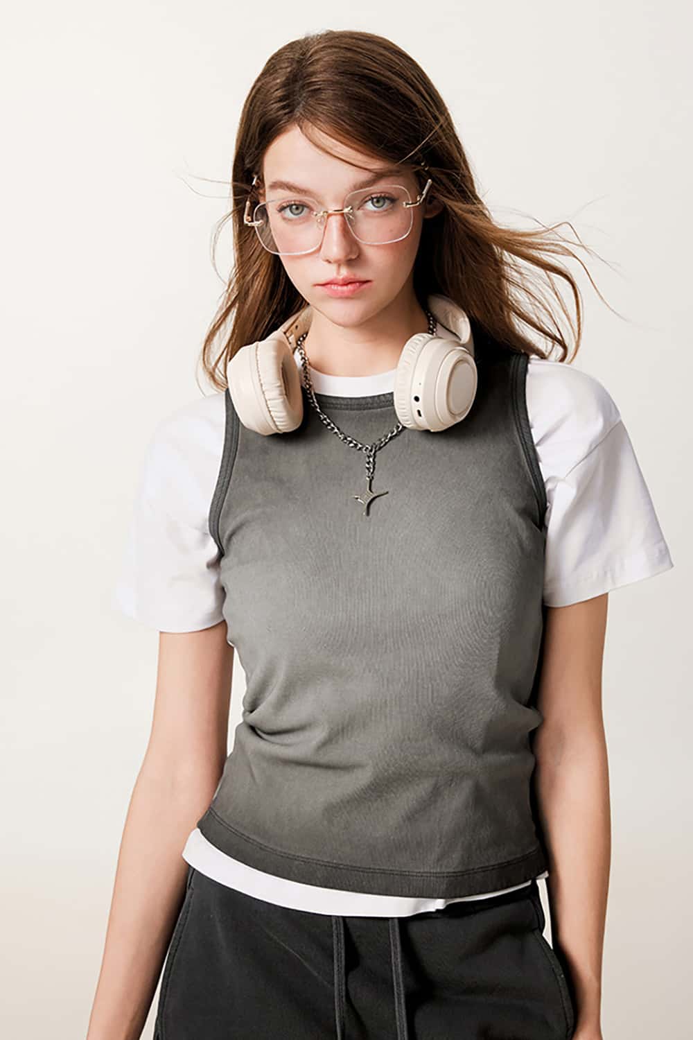 Distressed Wash Sleeveless Layered Cool Sweet Tank Top