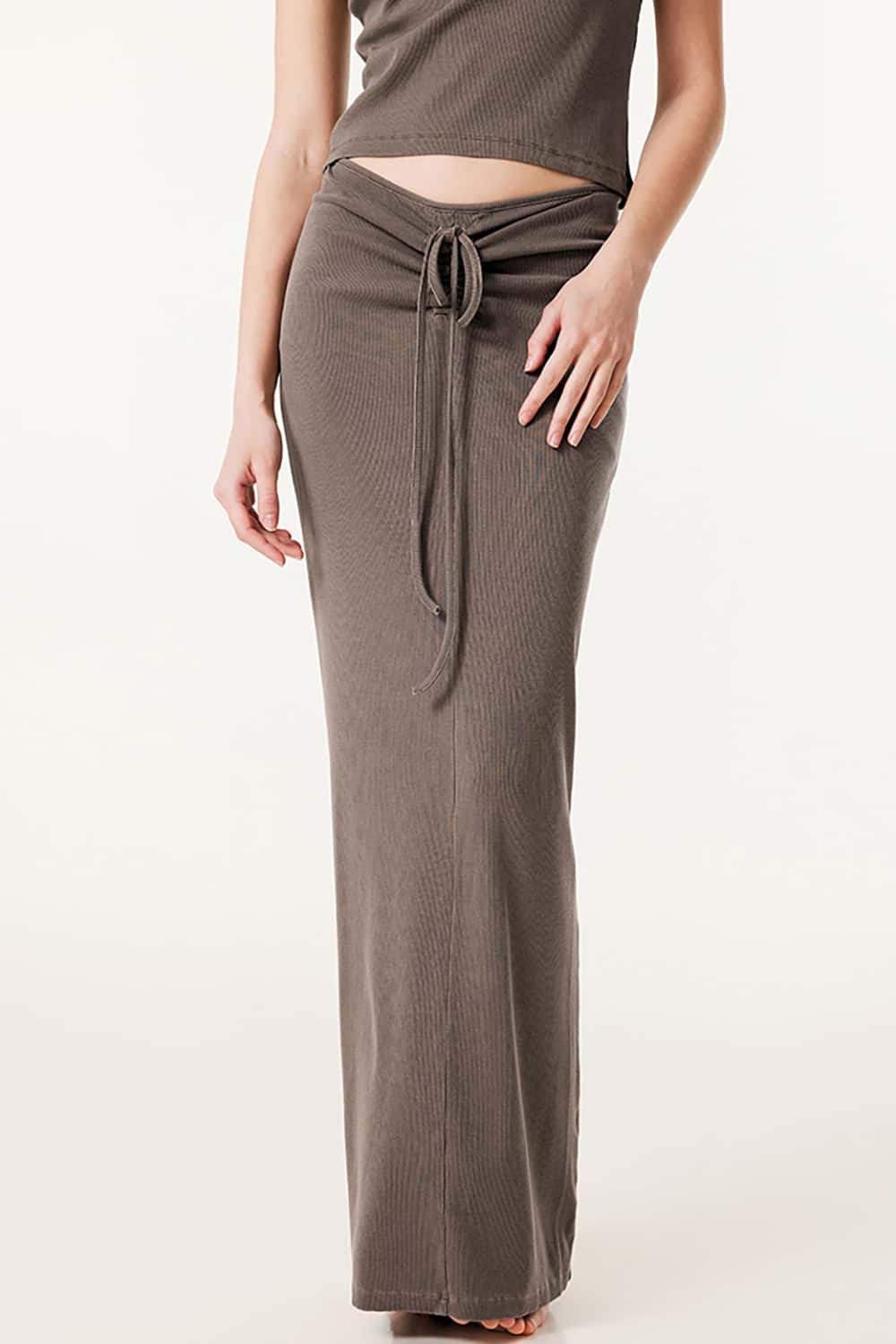 Vintage Slim-Fit Ruched Hip-Hugging Maxi Skirt
