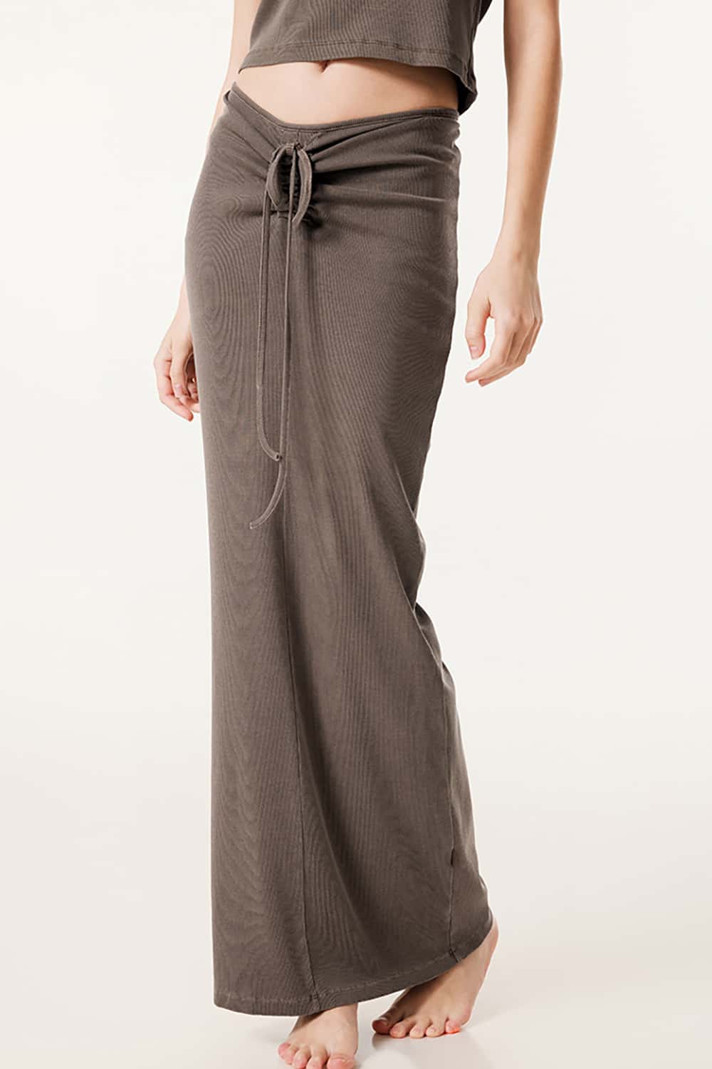Vintage Slim-Fit Ruched Hip-Hugging Maxi Skirt