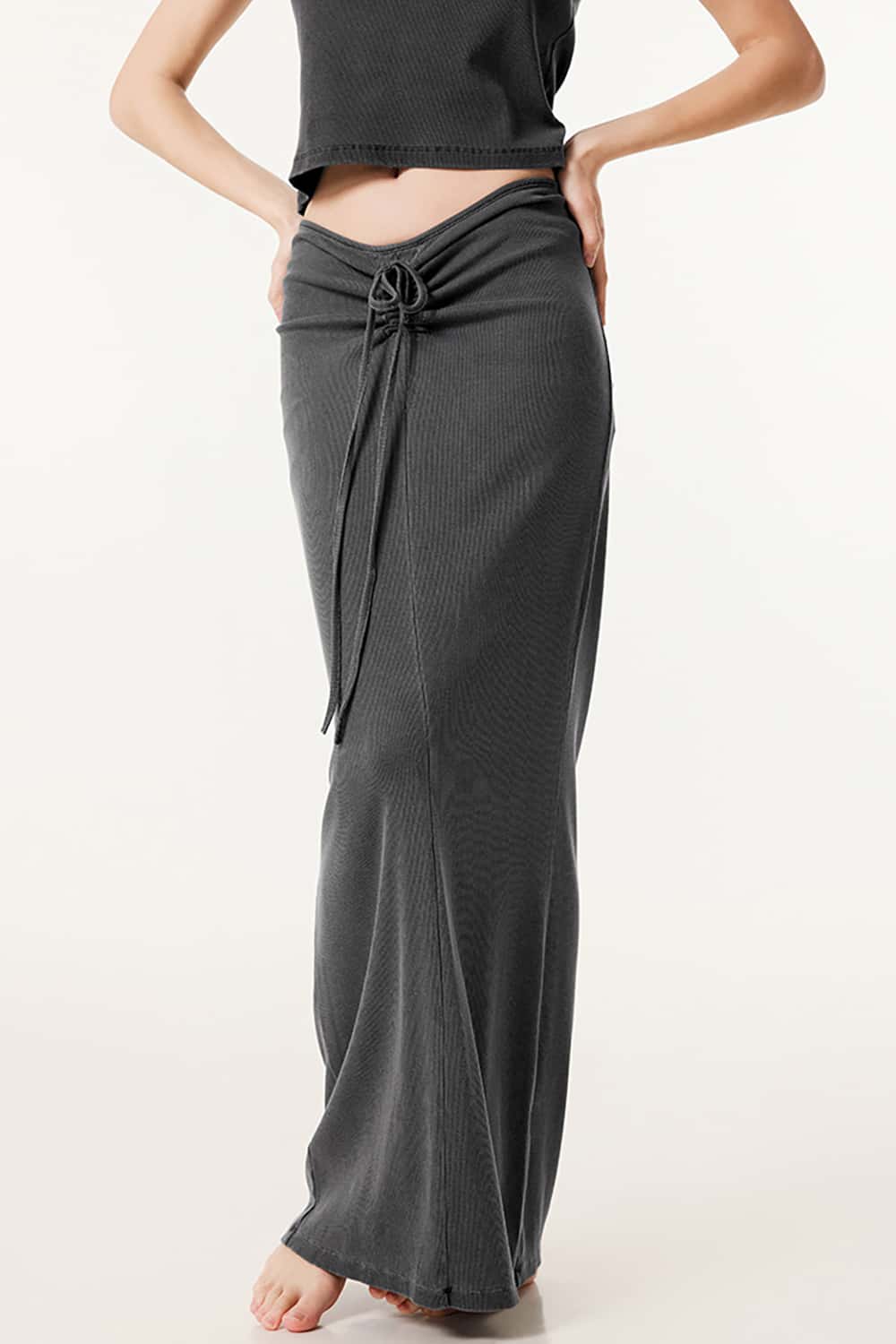 Vintage Slim-Fit Ruched Hip-Hugging Maxi Skirt