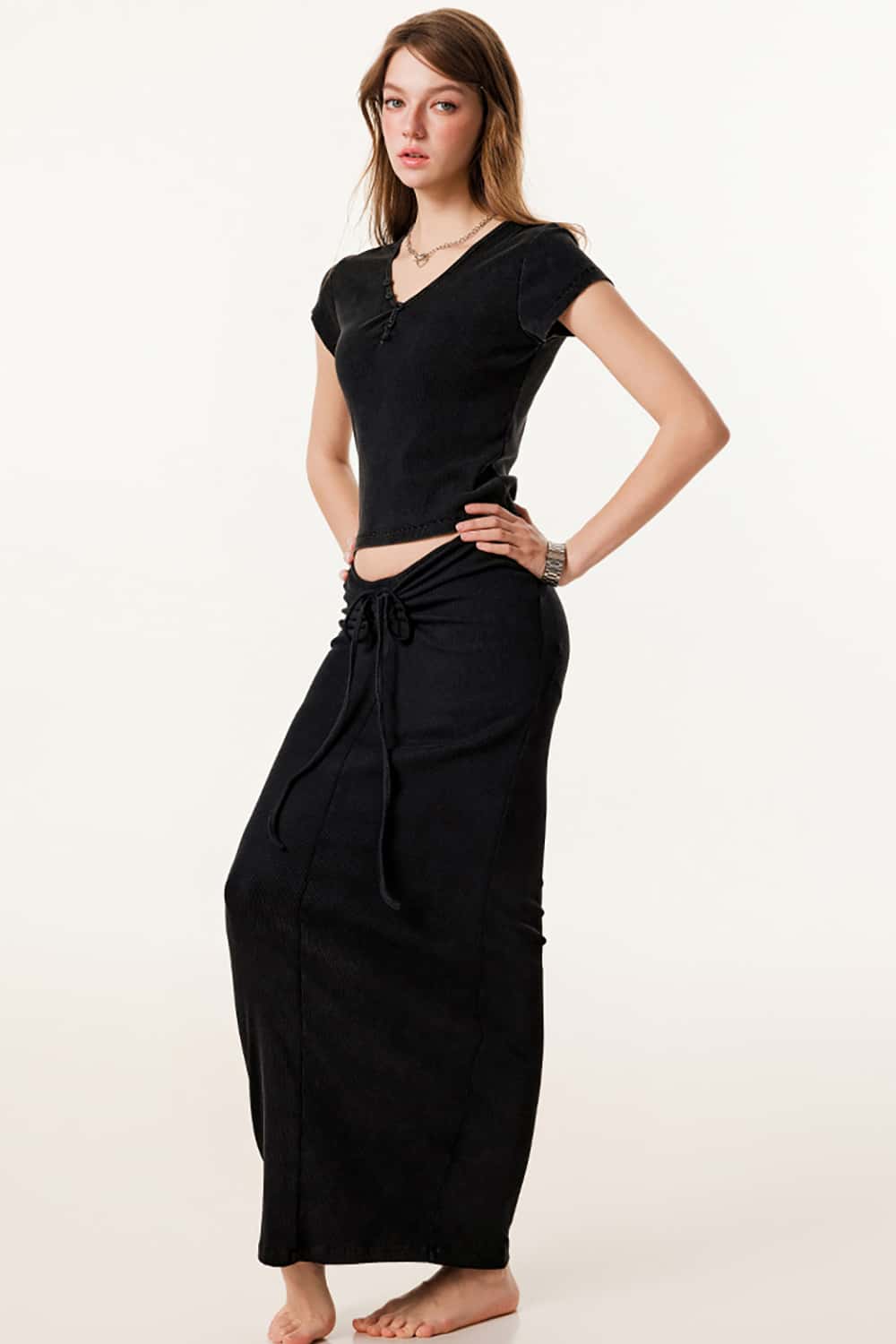 Vintage Slim-Fit Ruched Hip-Hugging Maxi Skirt