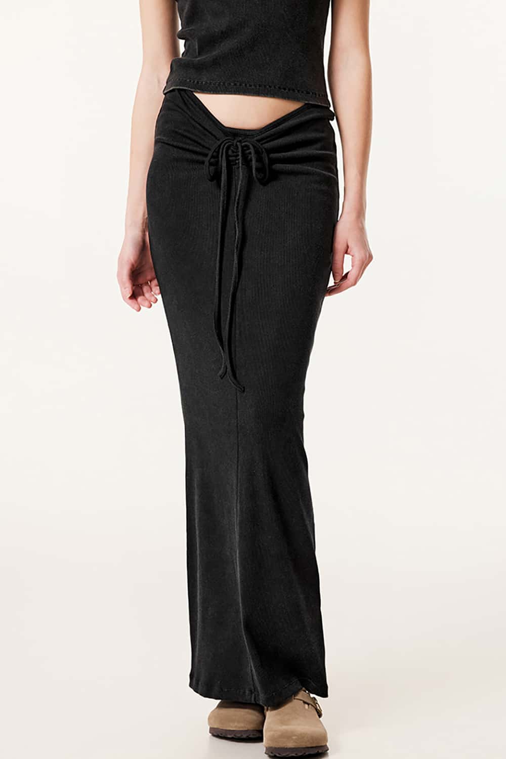 Vintage Slim-Fit Ruched Hip-Hugging Maxi Skirt