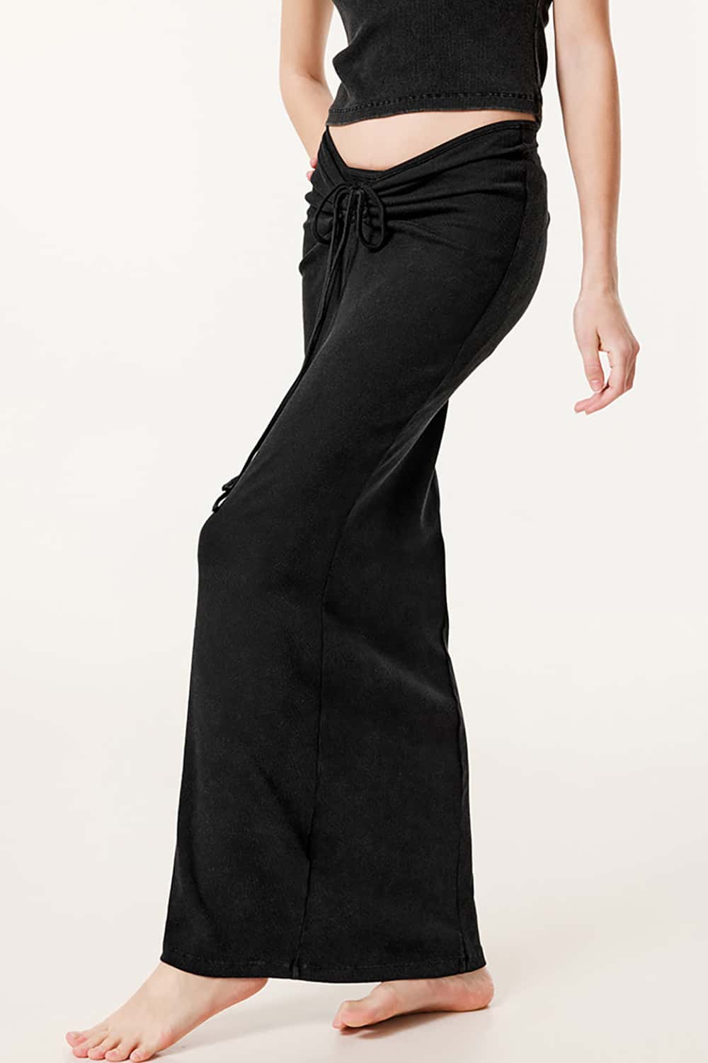 Vintage Slim-Fit Ruched Hip-Hugging Maxi Skirt