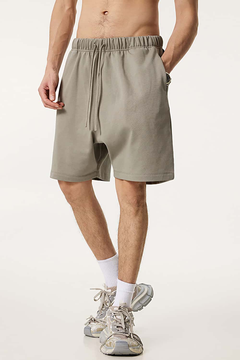 Heavyweight Solid Color Casual Sports Shorts with Zip Pockets