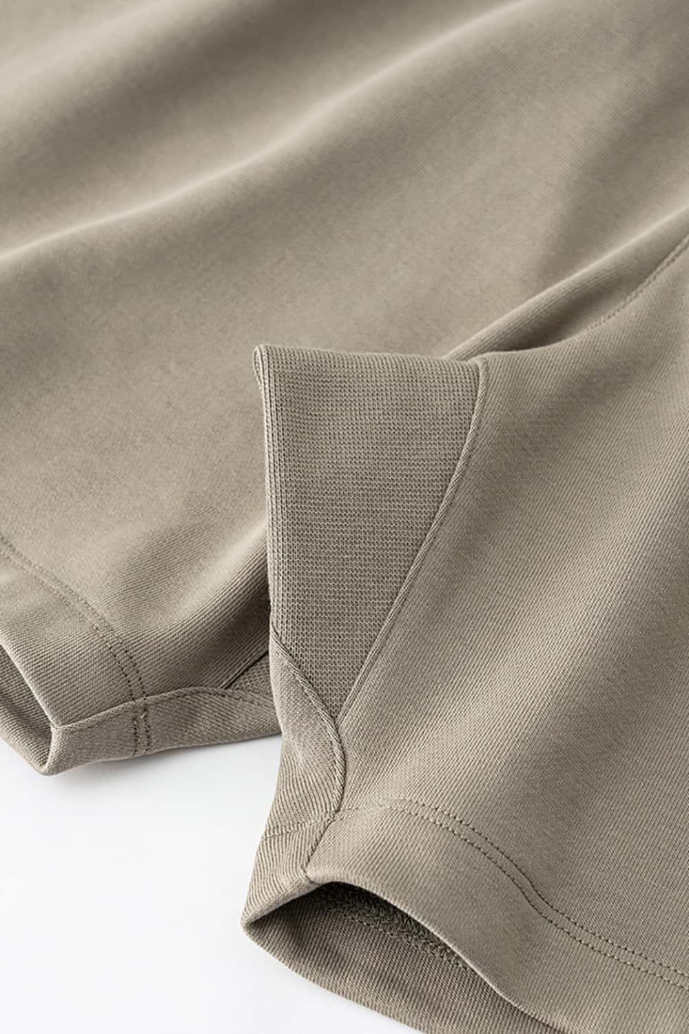 Heavyweight Solid Color Casual Sports Shorts with Zip Pockets