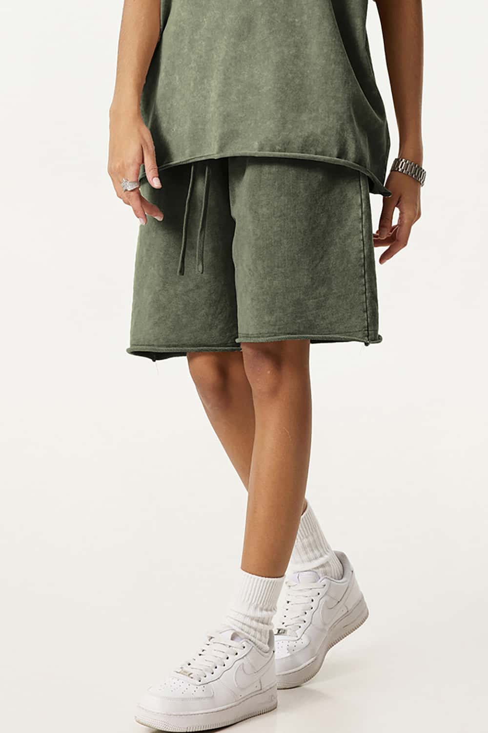 Vintage Unisex Washed Loose-Fit Rolled Hem Casual Shorts