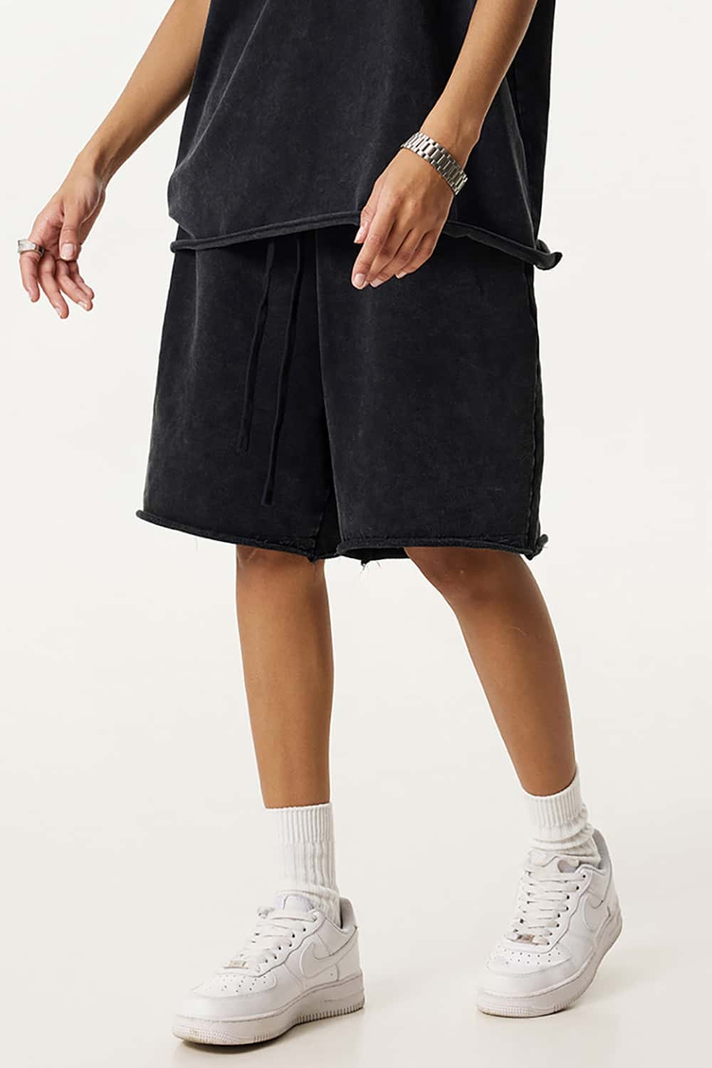 Vintage Unisex Washed Loose-Fit Rolled Hem Casual Shorts