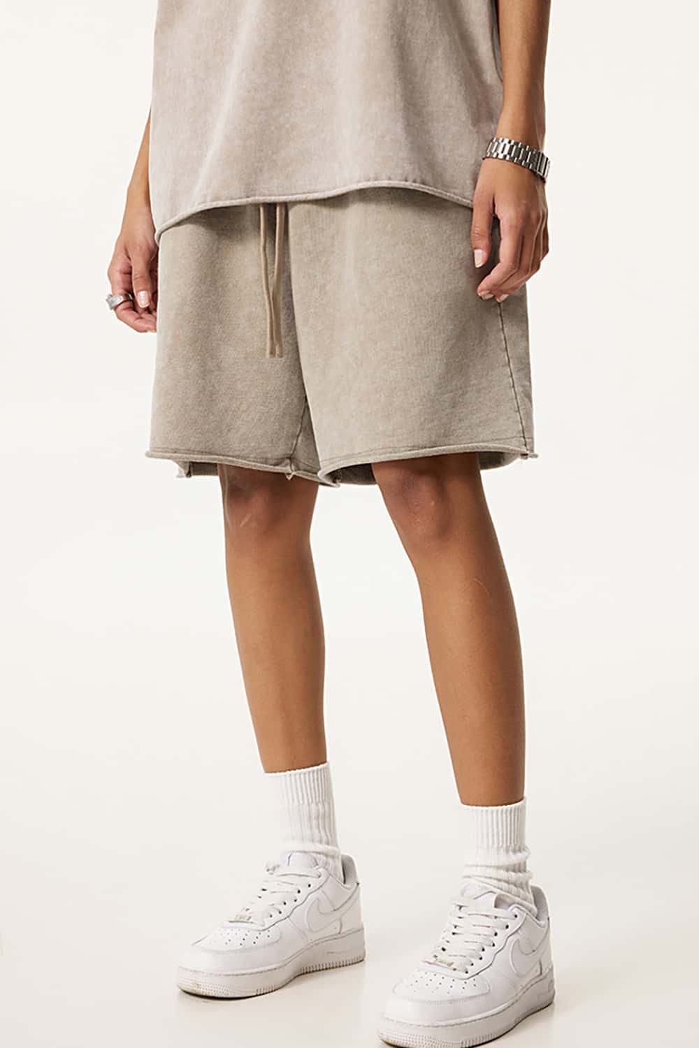 Vintage Unisex Washed Loose-Fit Rolled Hem Casual Shorts