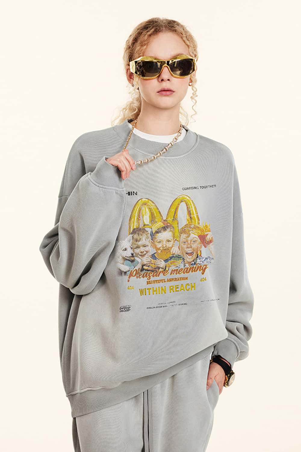 Washed Graphic Crewneck Sweatshirt