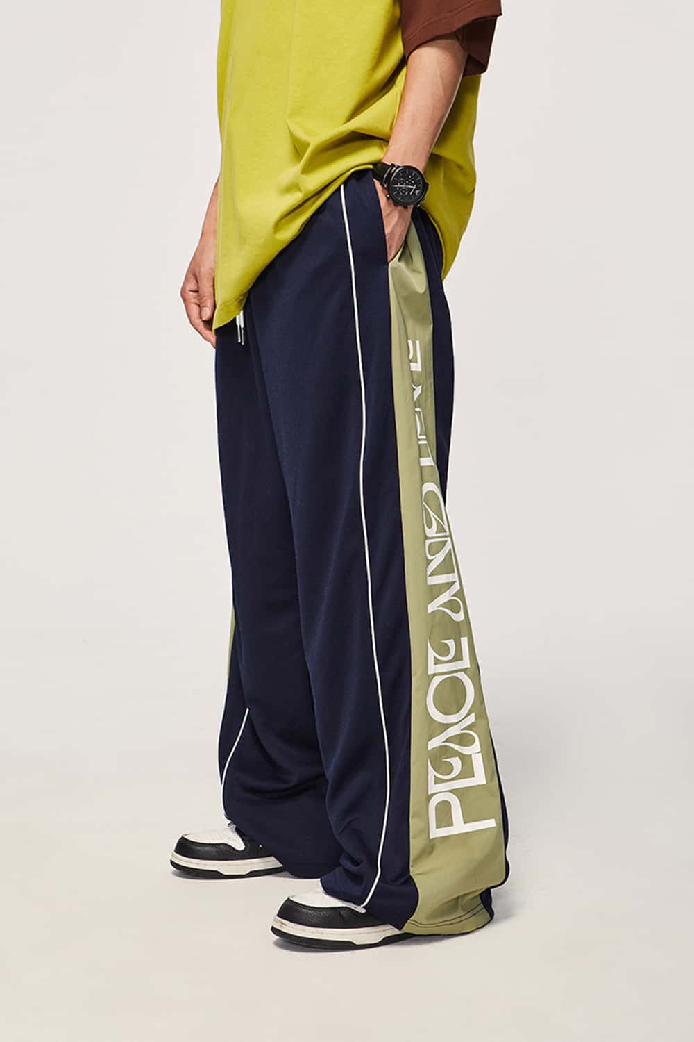 Colorblock Wide-Leg Pants with Bold Print