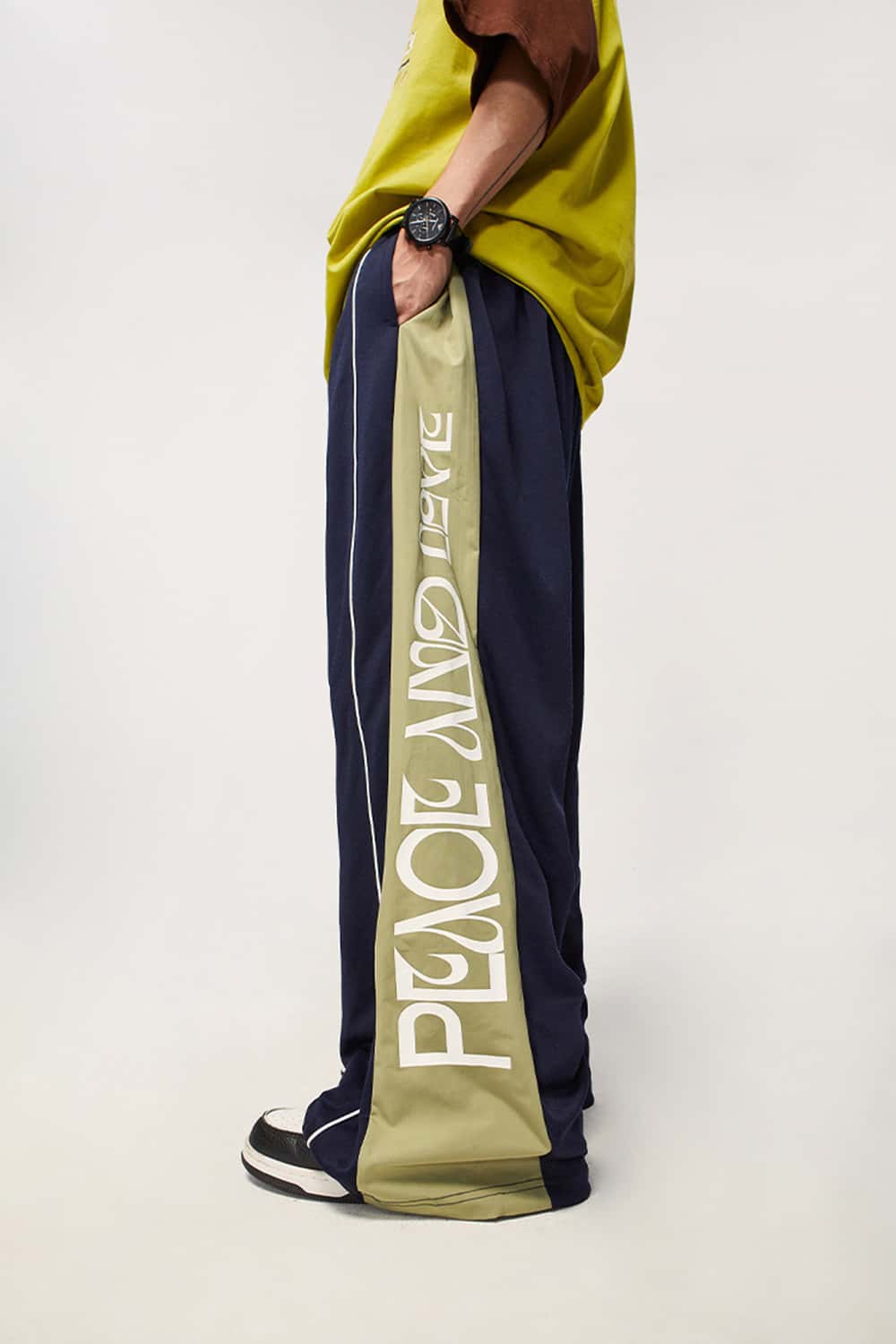 Colorblock Wide-Leg Pants with Bold Print