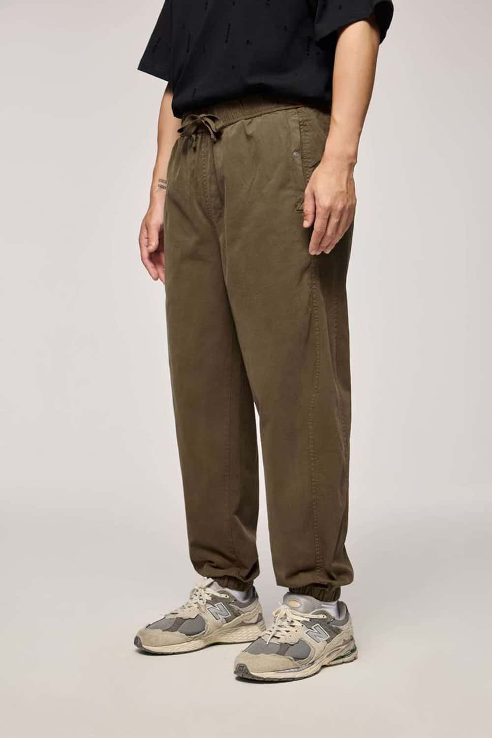 Multi-Pocket Utility Cargo Jogger Pants