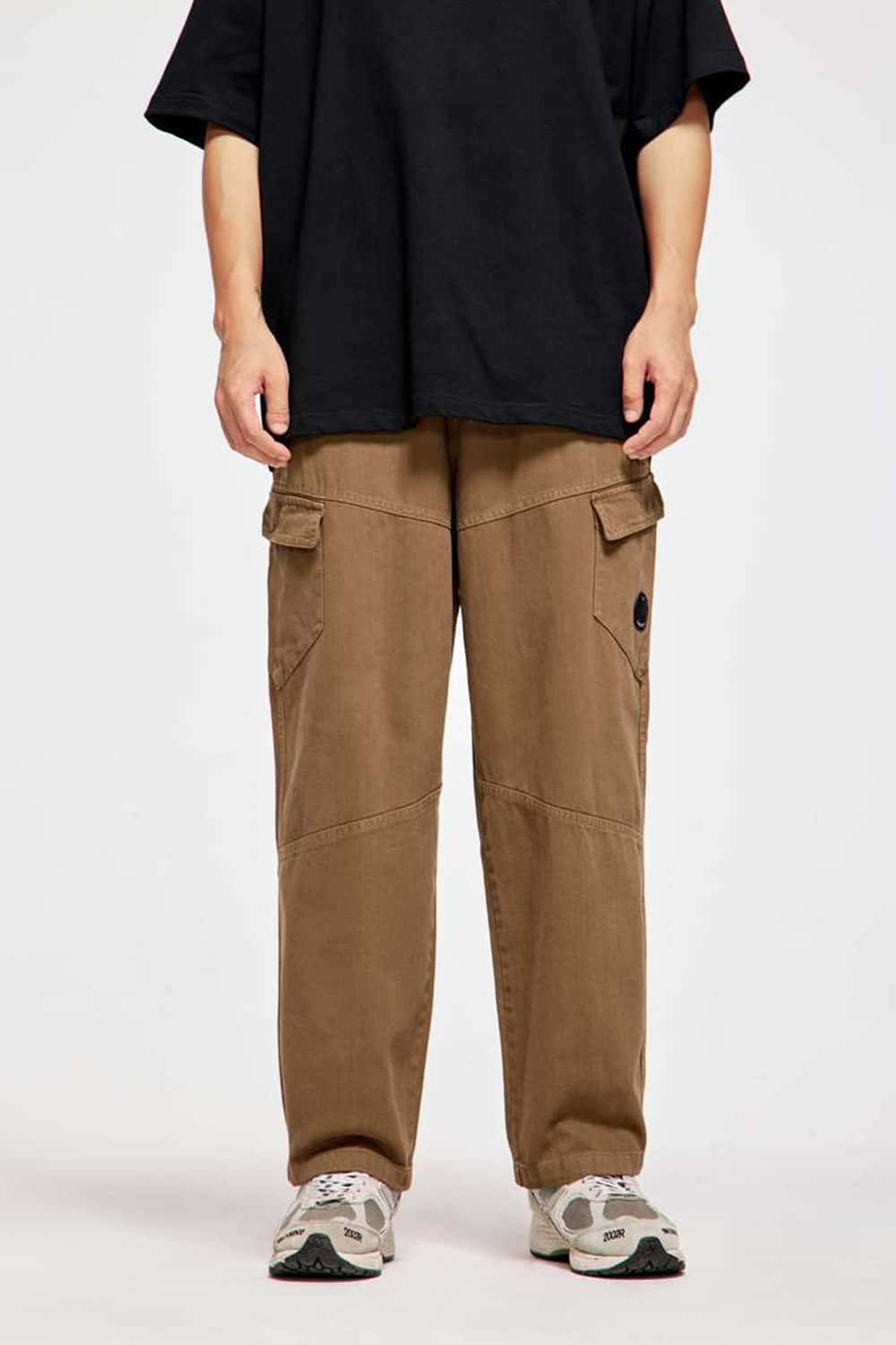 Large Pocket Straight-Leg Cargo Pants