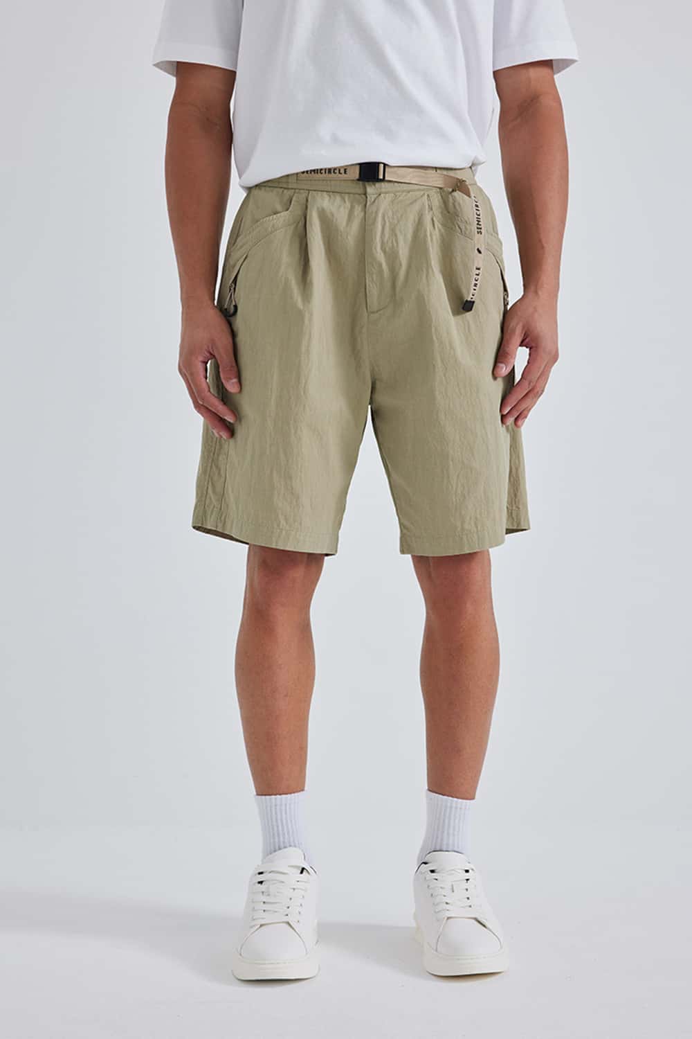 Outdoor Plaid Utility Shorts with Adjustable Belt