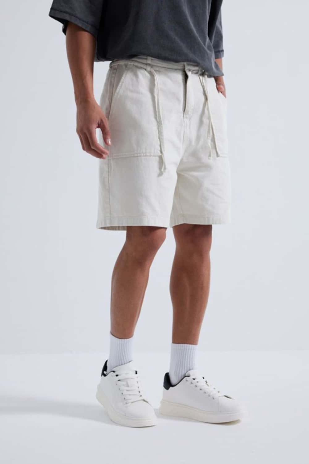 Wide-Leg Utility Shorts with Large Pockets and Drawstring Waist