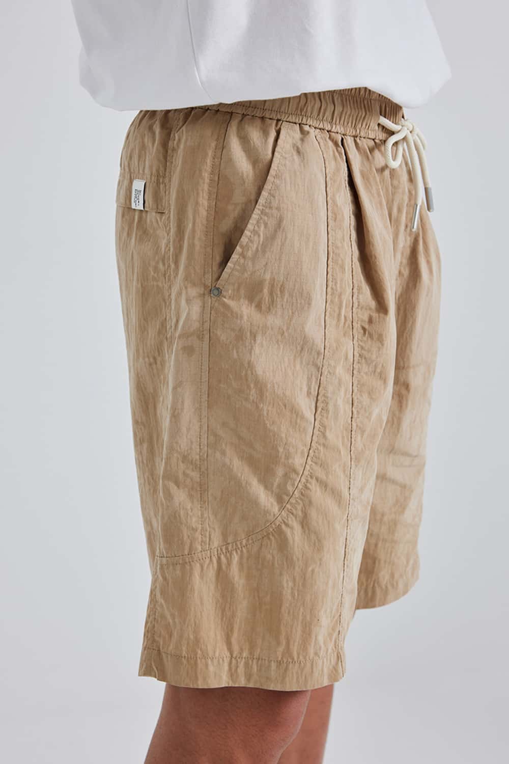 Plaid Utility Shorts with 3D Tailored Pockets