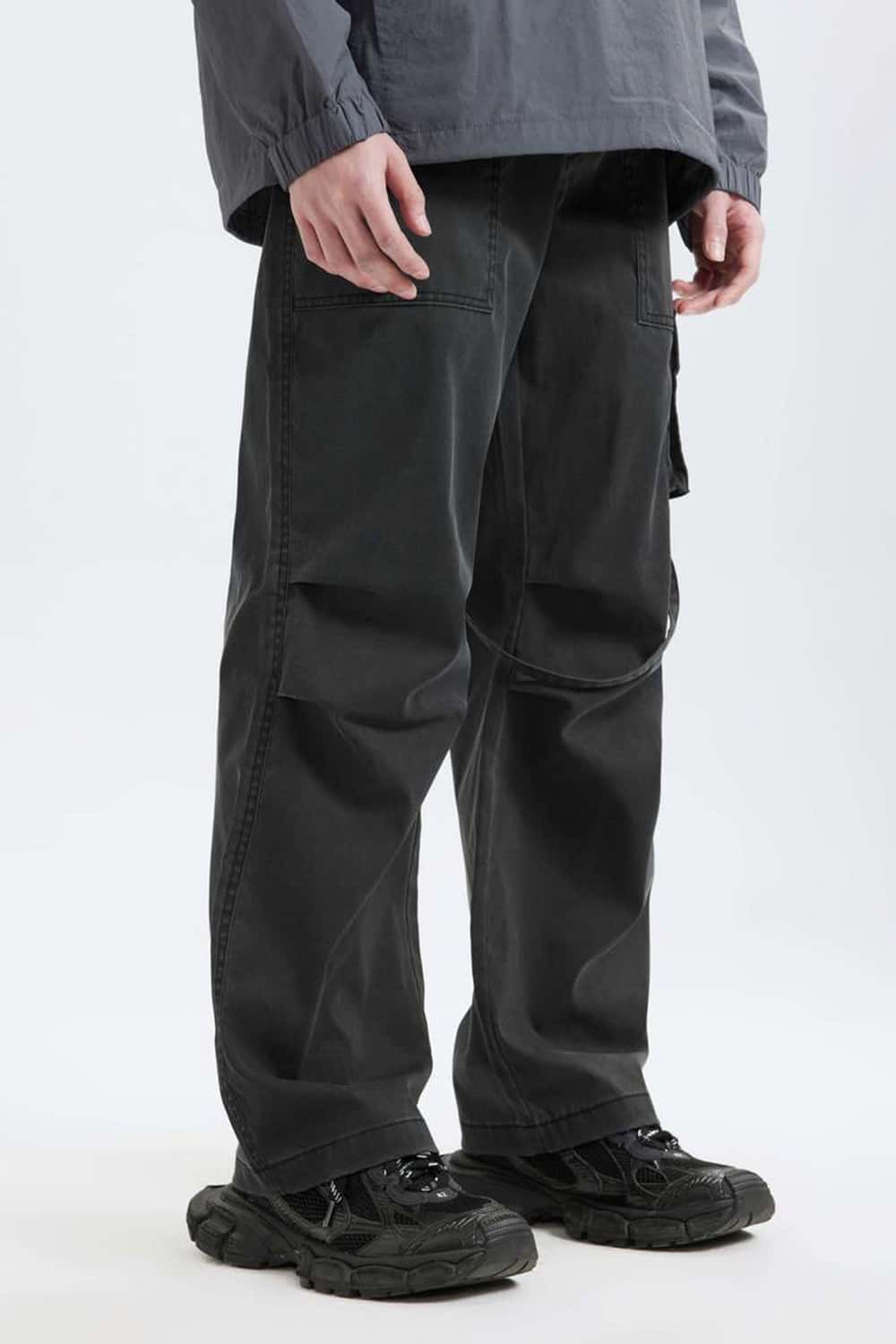 3D Patch Pocket Cargo Straight-Leg Pants