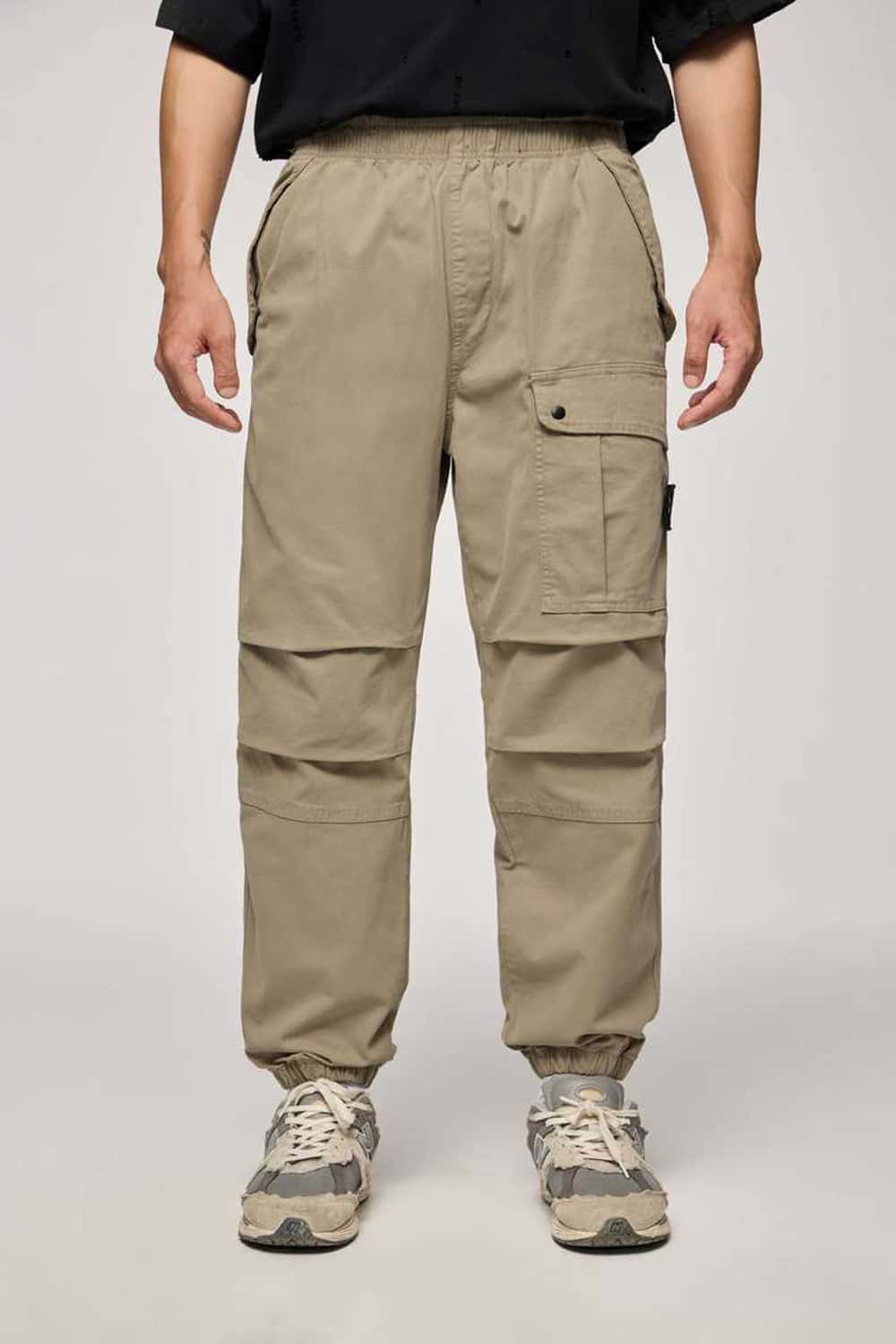 Pleated Multi-Pocket Paratrooper Cargo Jogger Pants