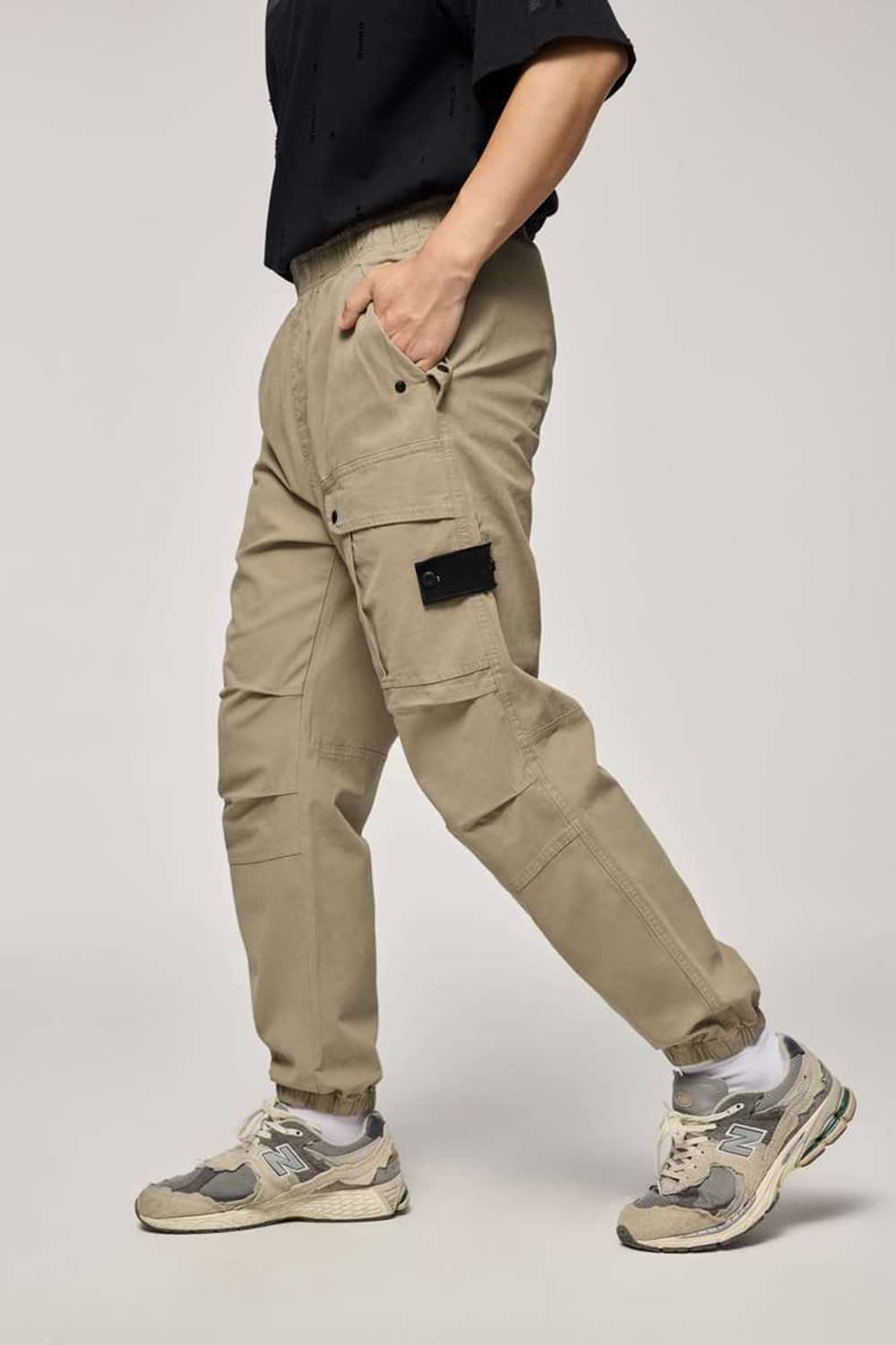 Pleated Multi-Pocket Paratrooper Cargo Jogger Pants