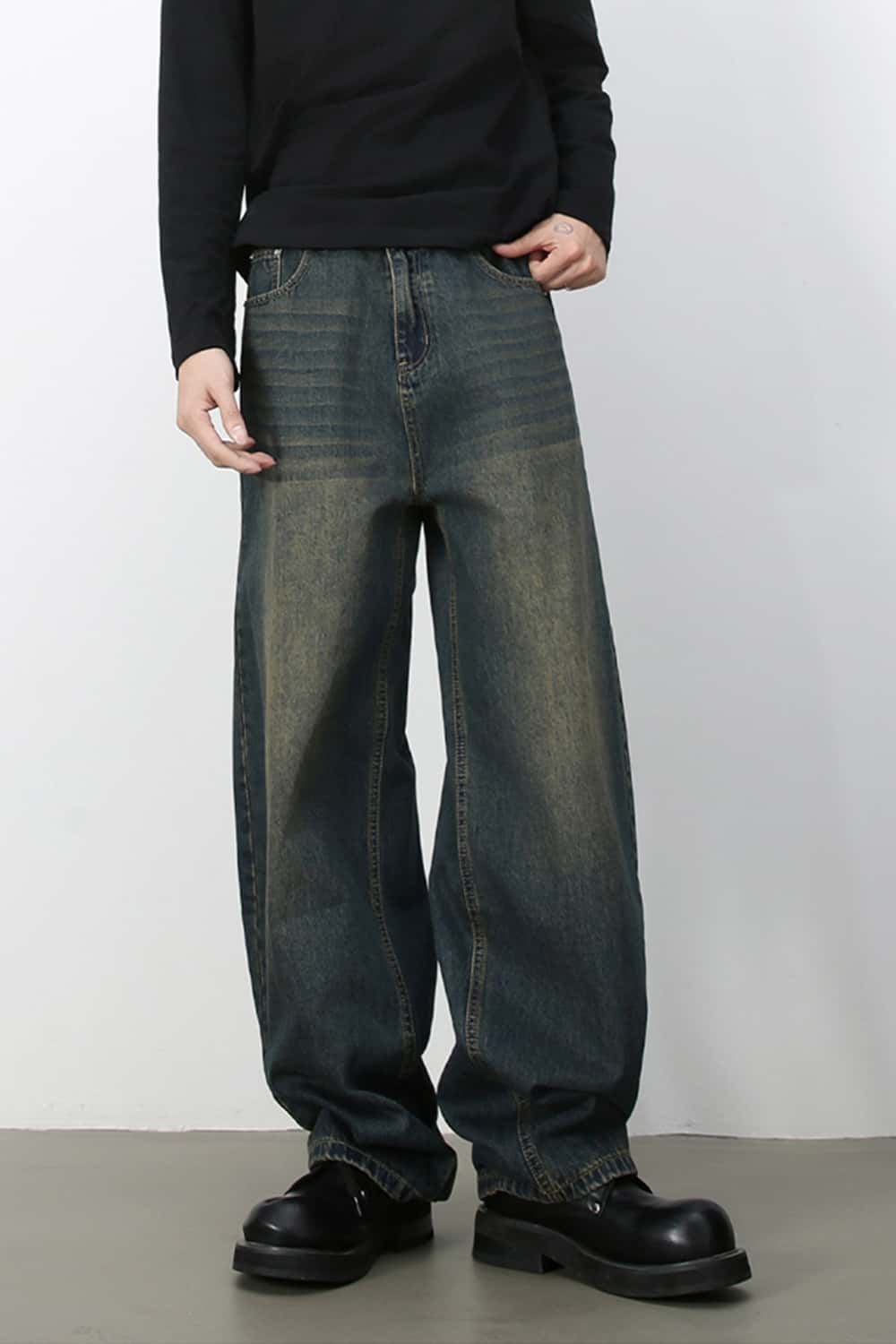 Wide-Leg 3D Curved Washed Jeans _ Cleanfit