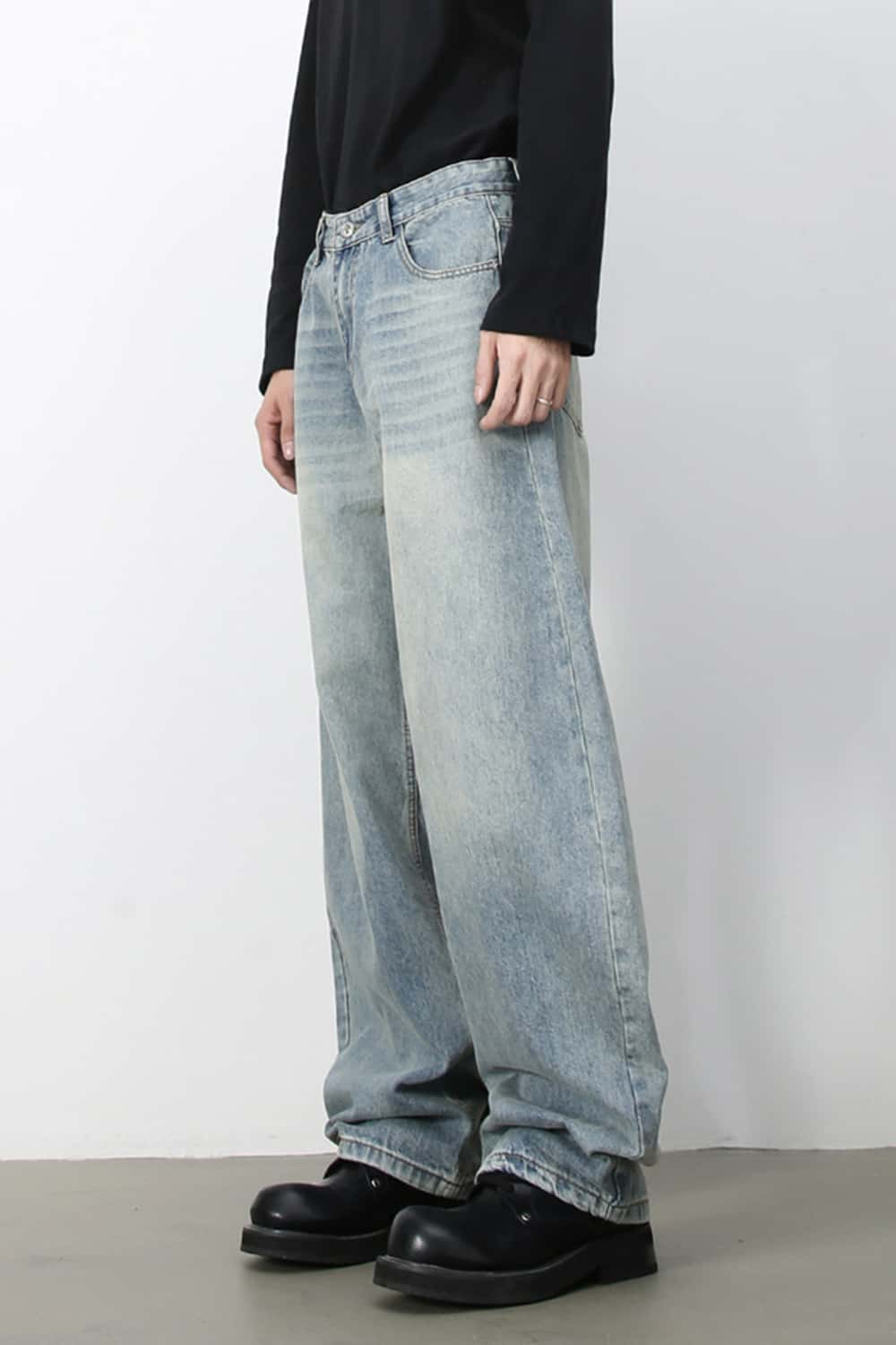 Wide-Leg 3D Curved Washed Jeans _ Cleanfit