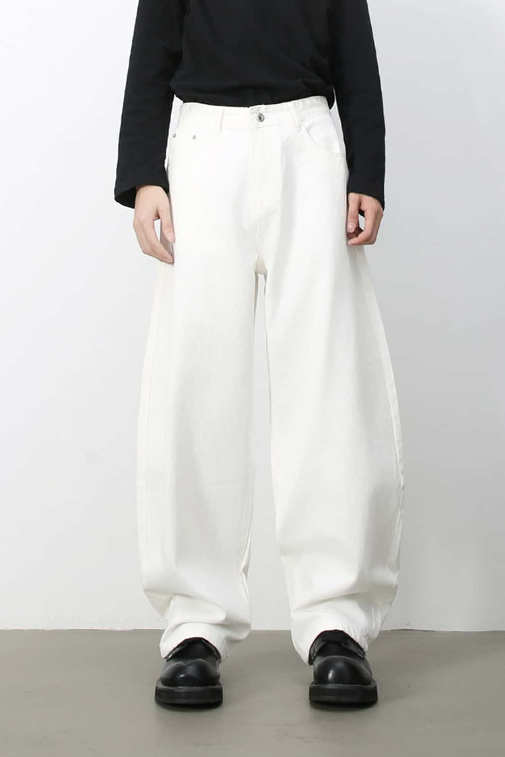 Wide-Leg 3D Curved Washed Jeans _ Cleanfit