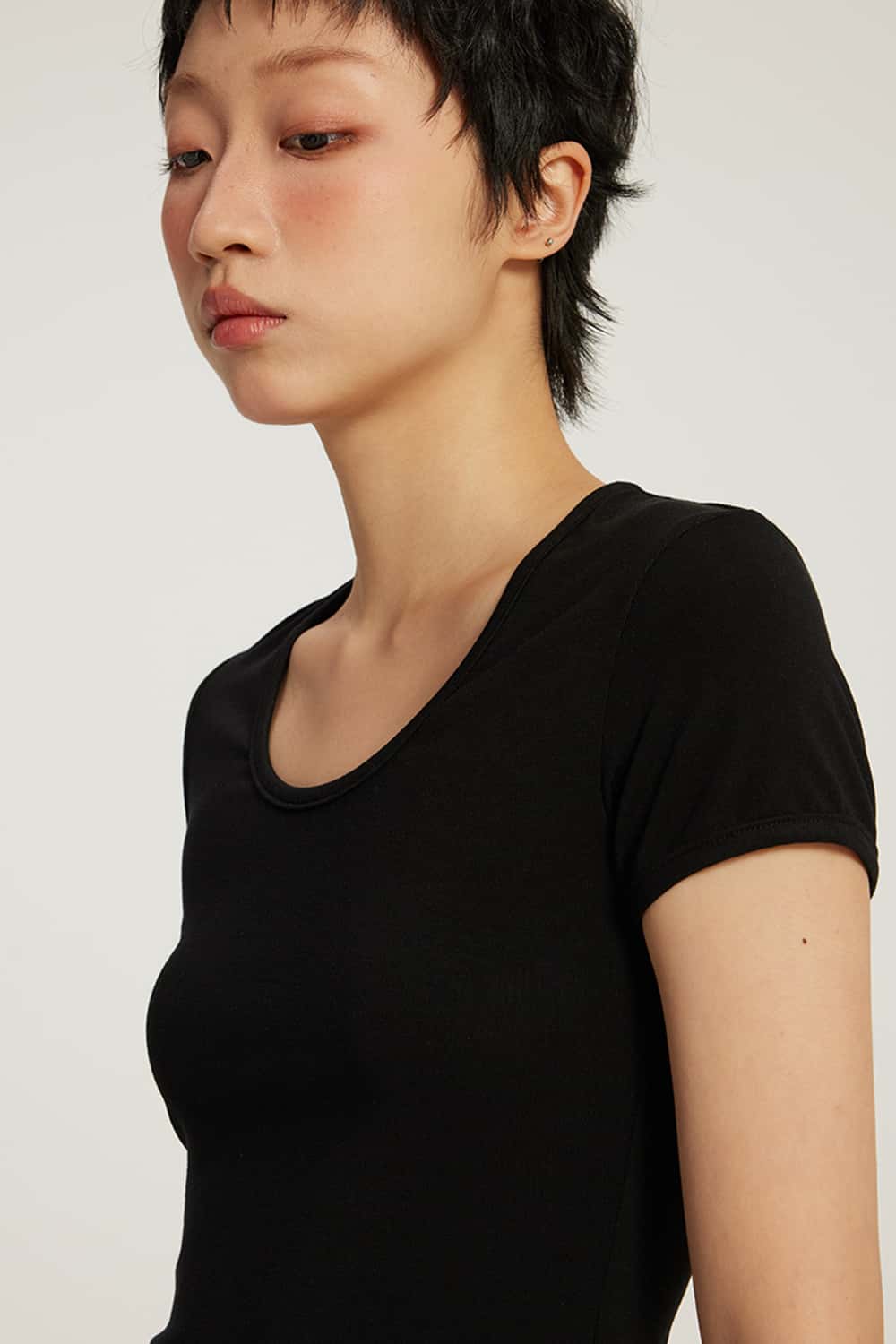 U-Neck Breathable Basic Short Sleeve T-Shirt