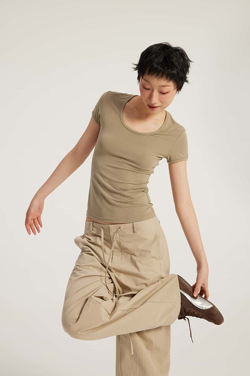 U-Neck Breathable Basic Short Sleeve T-Shirt