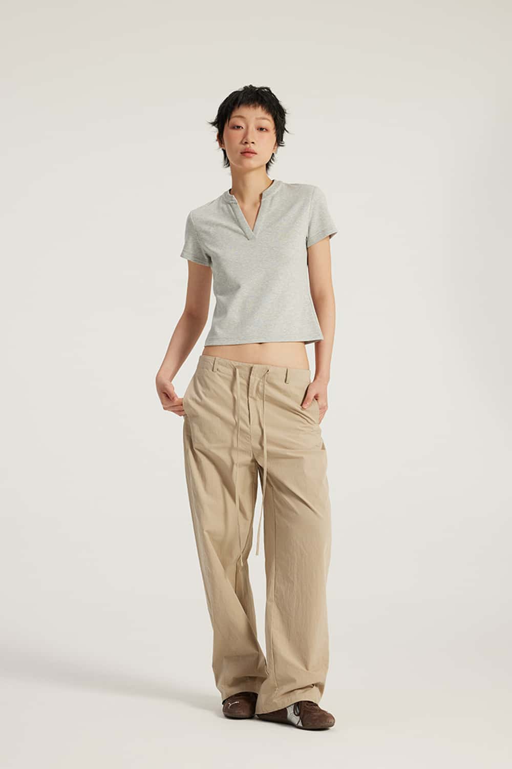 V-Neck Structured Shoulder Cropped T-Shirt