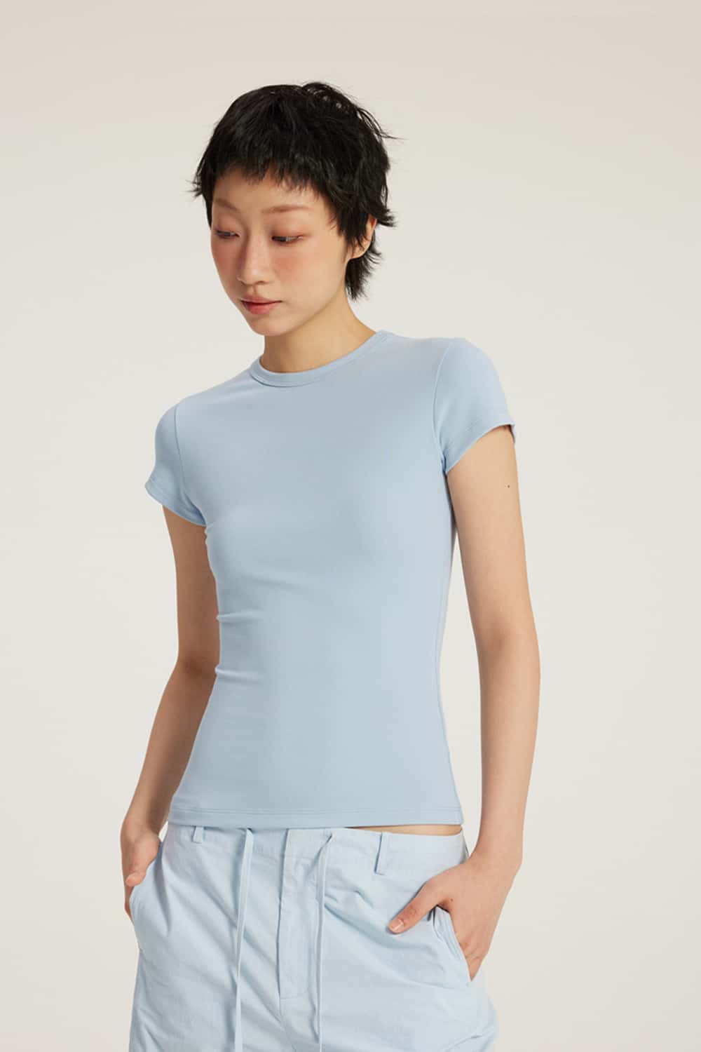 Crew Neck Fitted Waist Short Sleeve Base T-Shirt