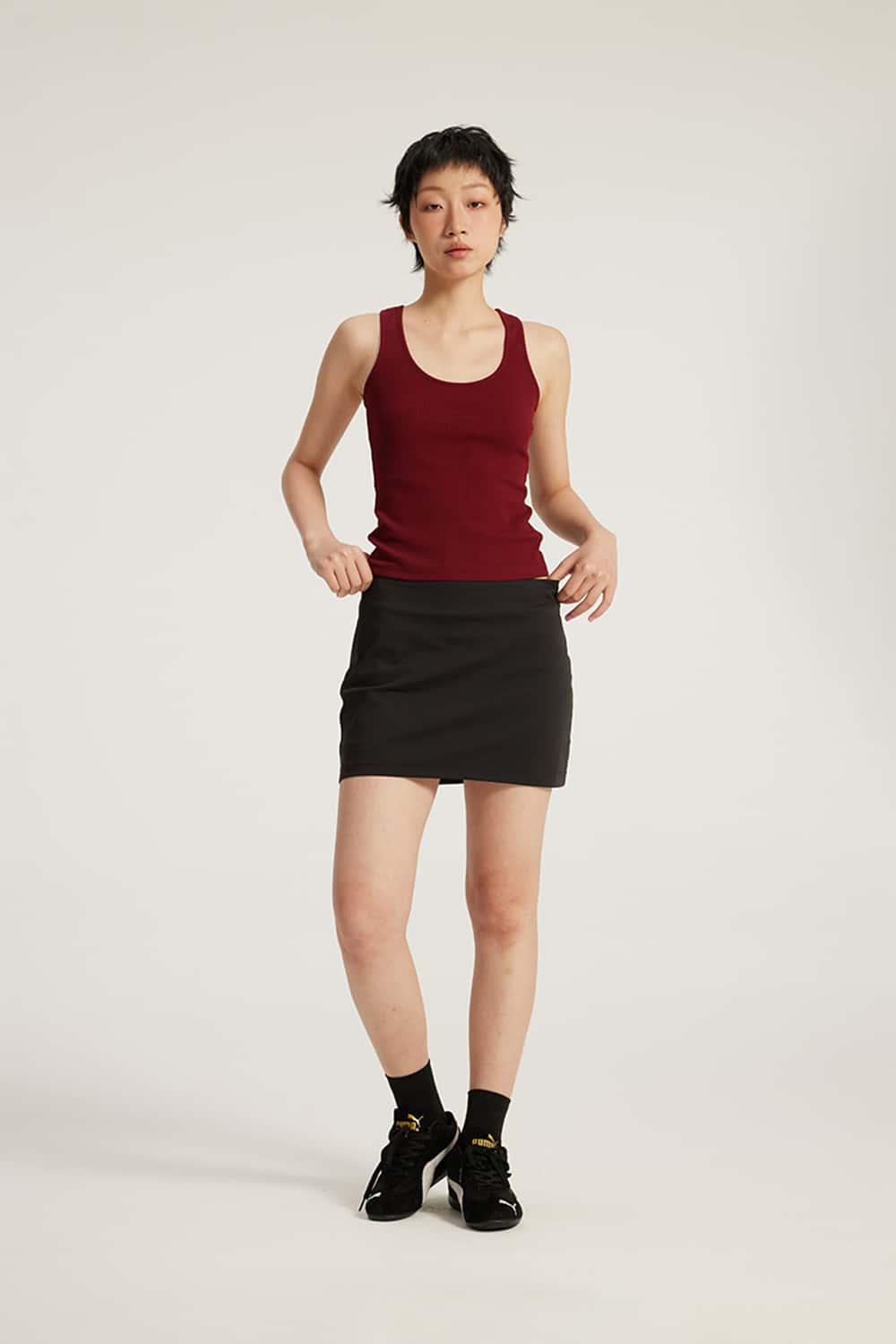 High-Stretch Knit Straight Mini Skirt _ Cooling Sensation