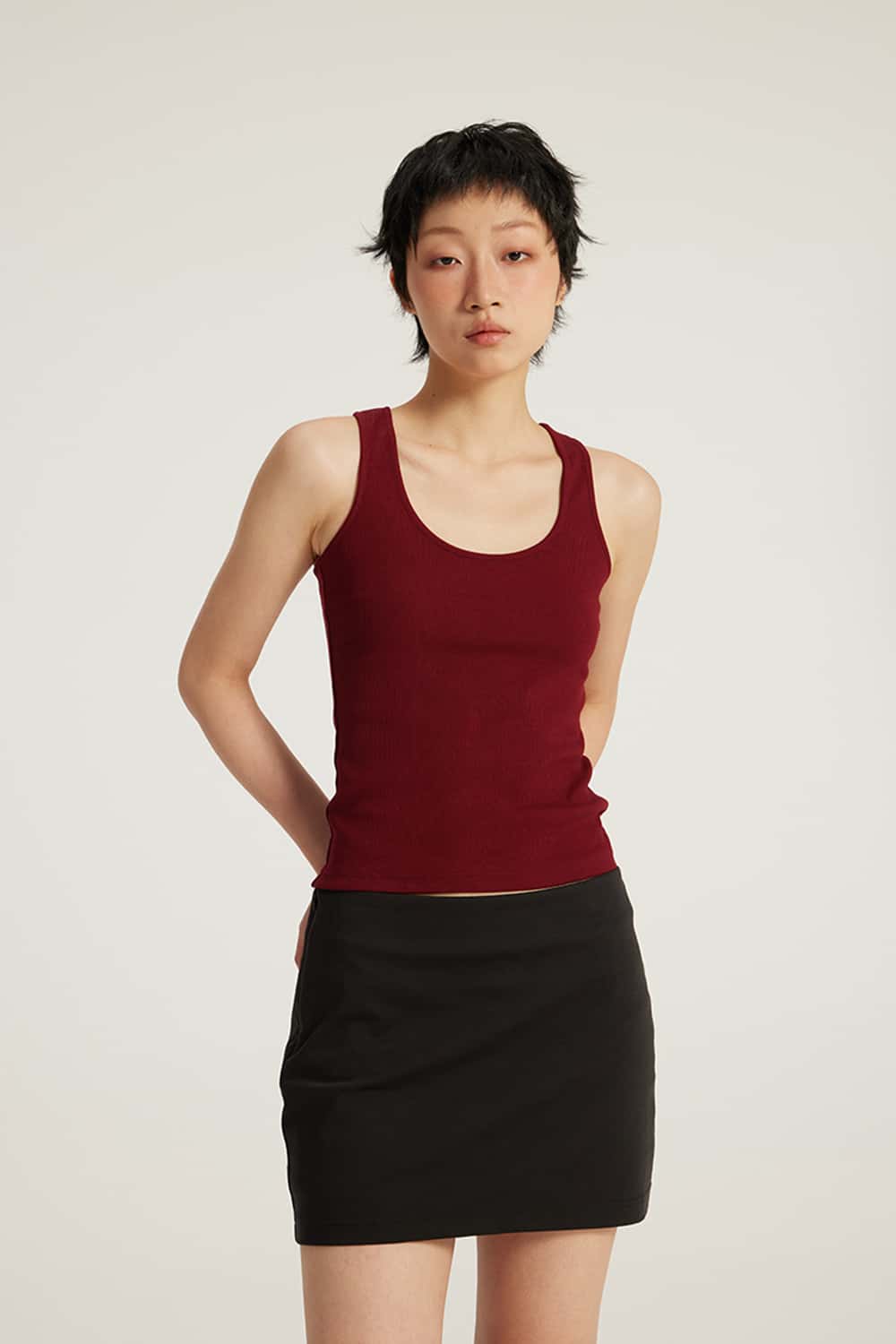 High-Stretch Knit Straight Mini Skirt _ Cooling Sensation
