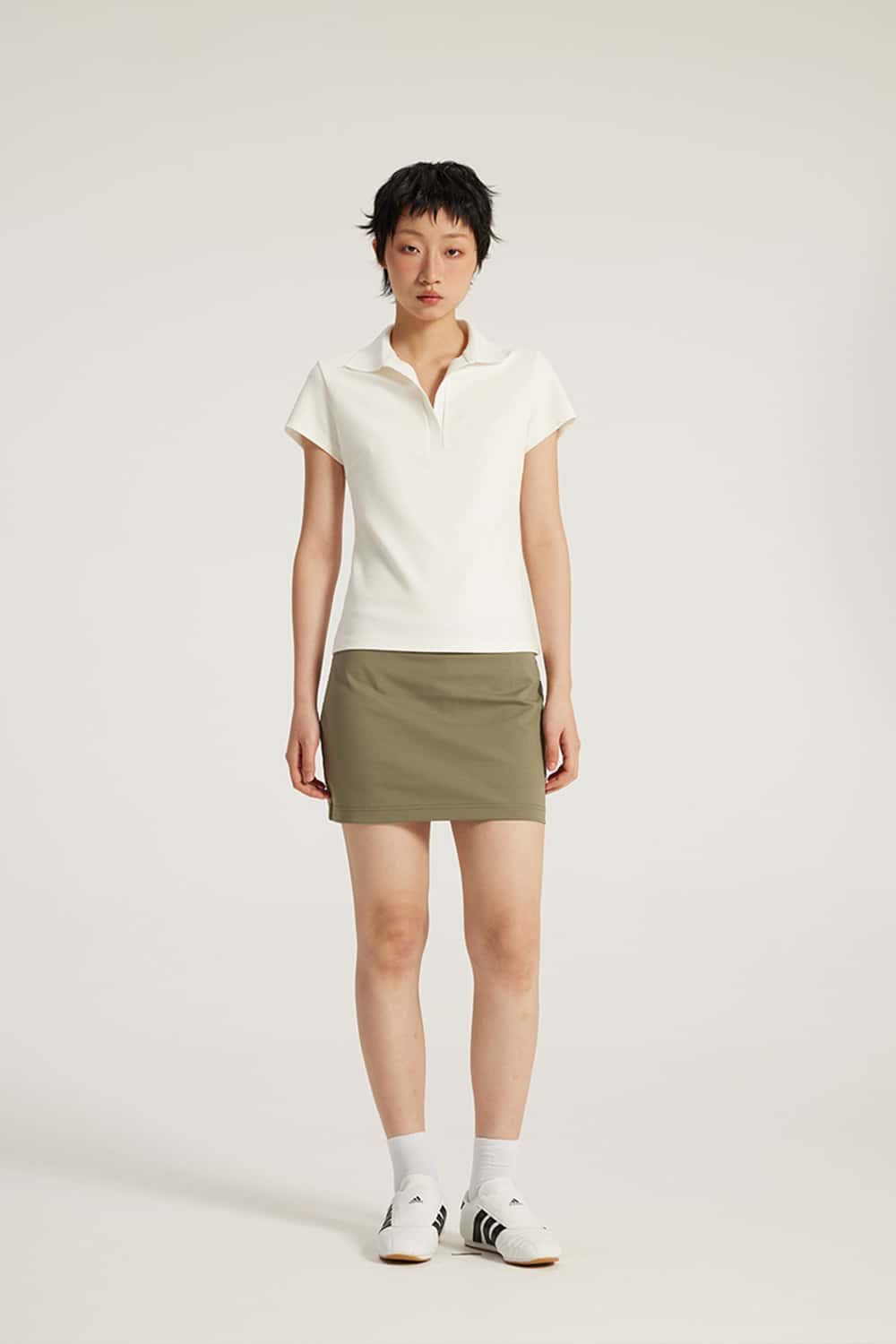 High-Stretch Knit Straight Mini Skirt _ Cooling Sensation