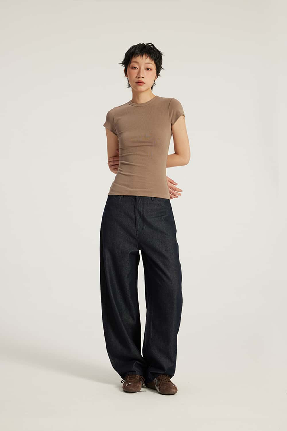Curved Seam Wide-Leg Denim Jeans