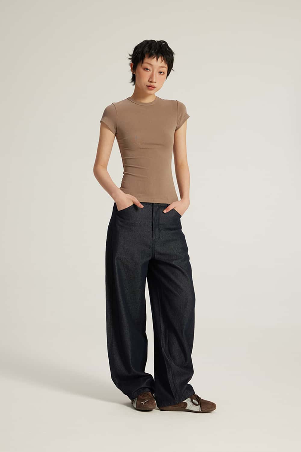 Curved Seam Wide-Leg Denim Jeans