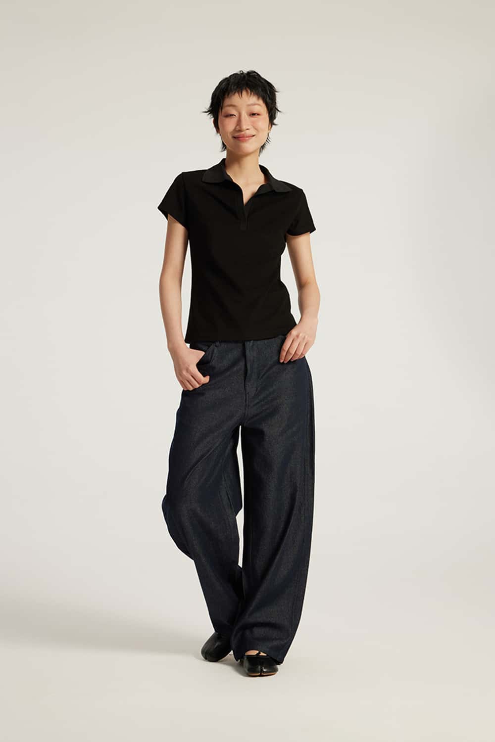 Curved Seam Wide-Leg Denim Jeans