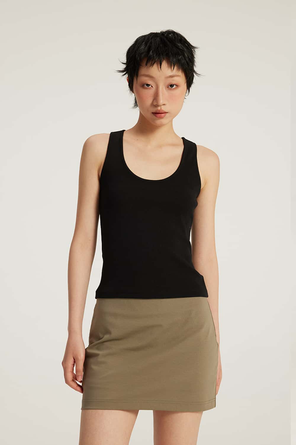 High-Stretch Ribbed U-Neck Tank Top _ Solid Color