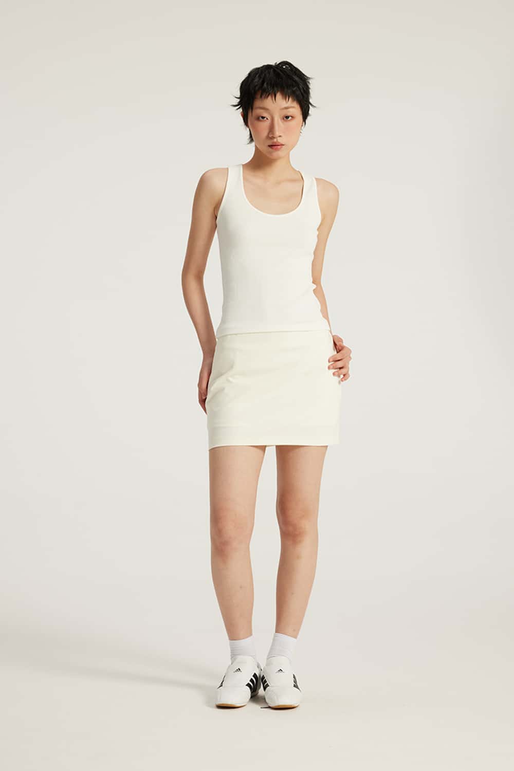 High-Stretch Ribbed U-Neck Tank Top _ Solid Color