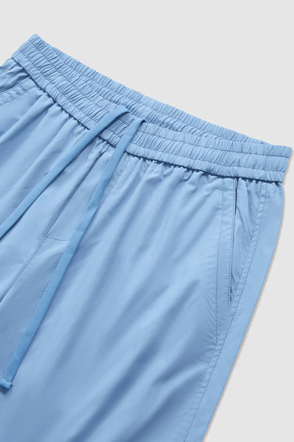 Lightweight Wide-Leg Paratrooper Straight Pants