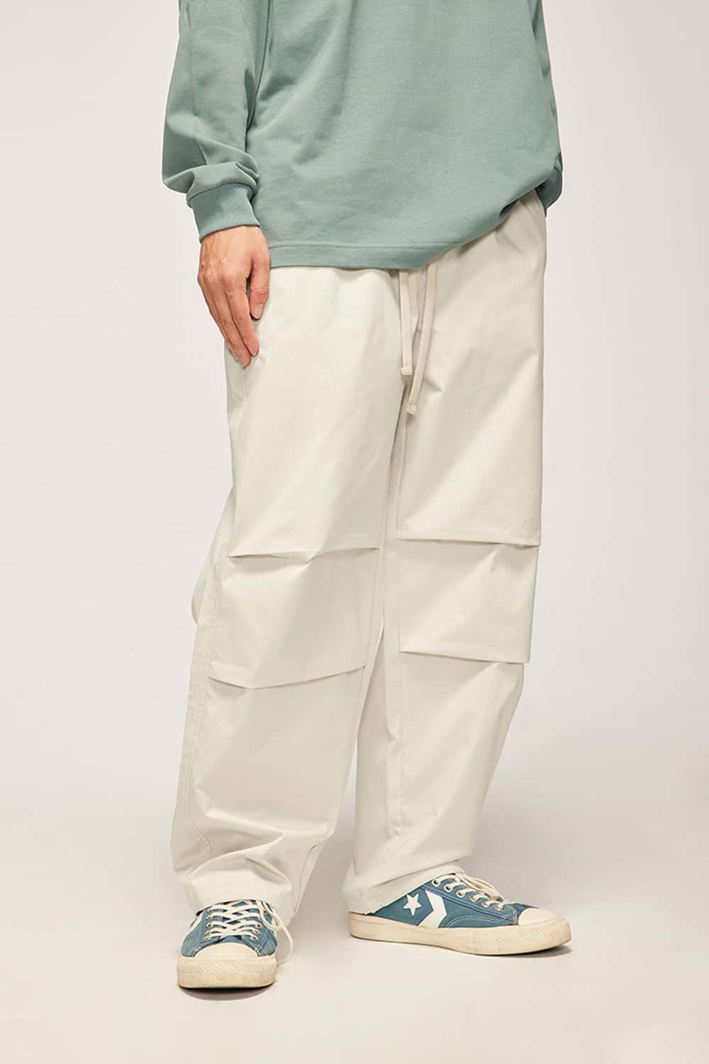 Lightweight Wide-Leg Paratrooper Straight Pants
