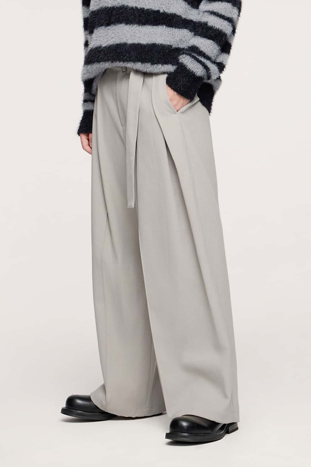 Blended Wide-Leg Draped Suit Pants