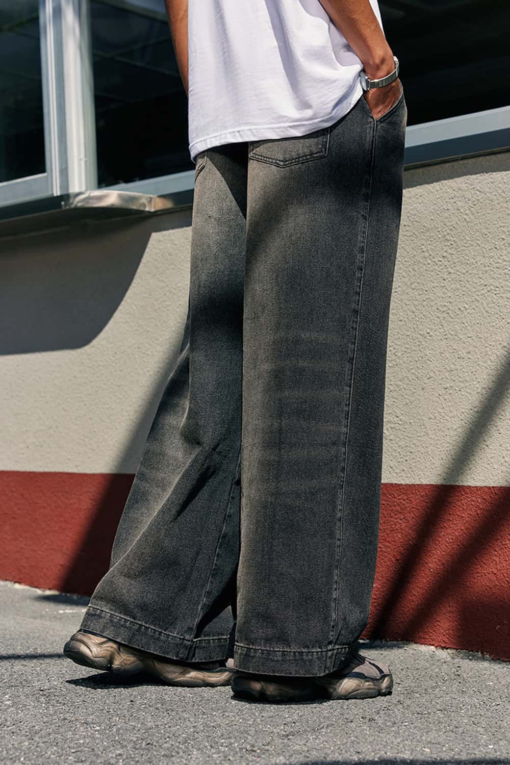 Vintage Washed Straight-Leg Denim Jeans