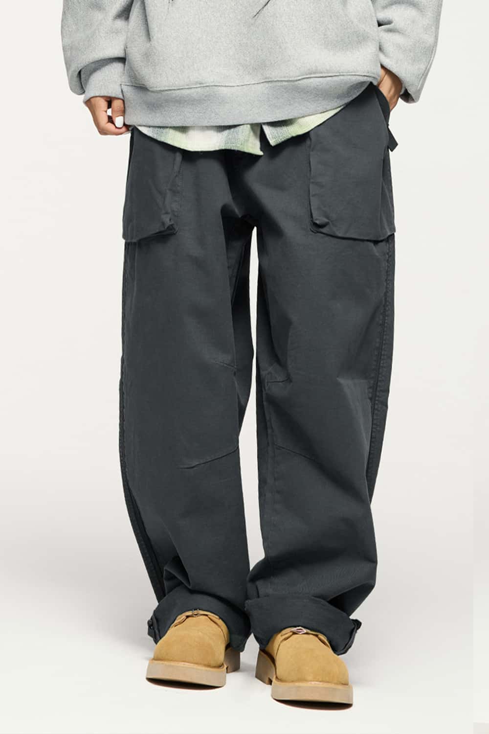 Heavyweight Cargo Pants with 3D Utility Pockets