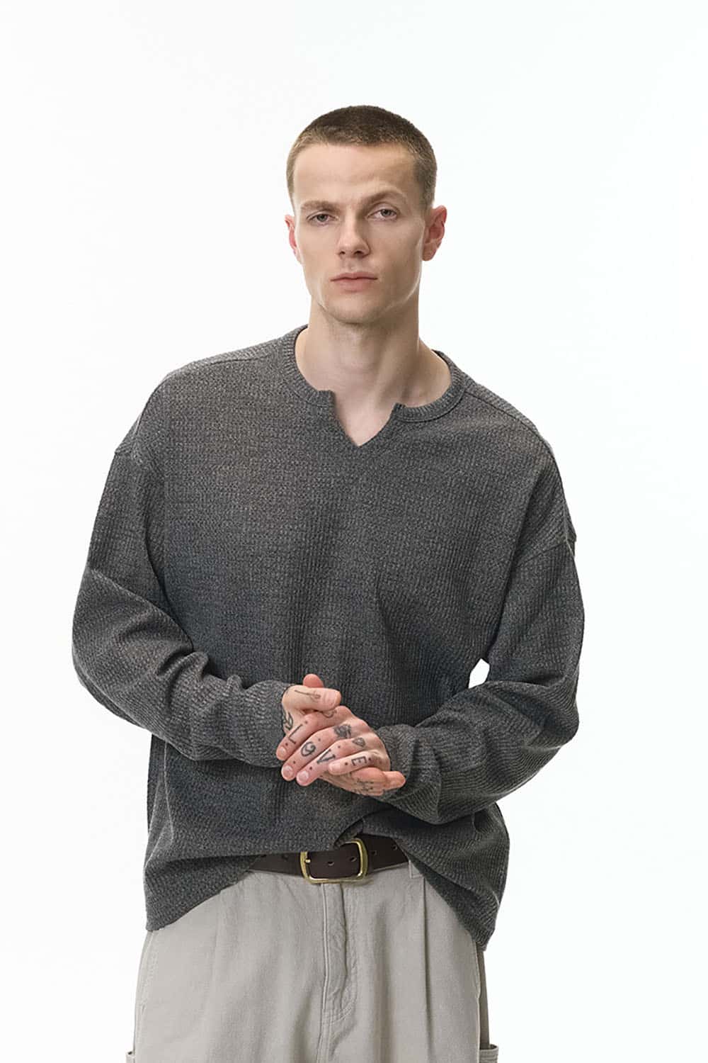 Waffle Knit V-Neck Long Sleeve T-Shirt _ Relaxed Fit Blended Fabric