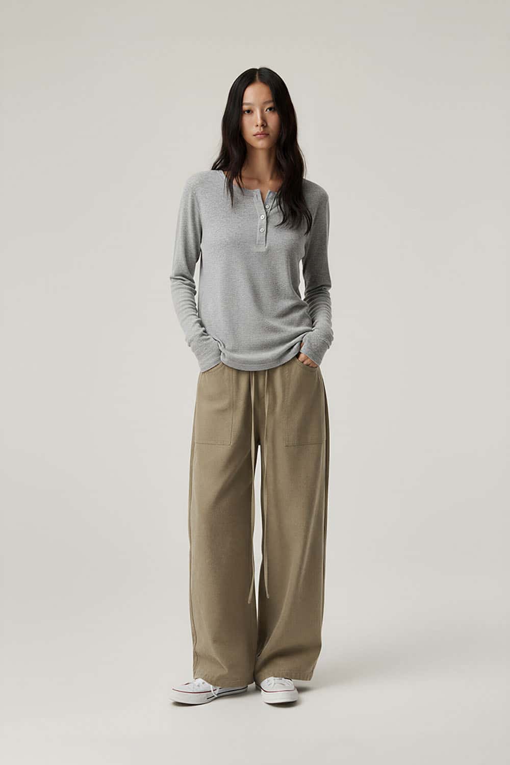 Lyocell Henley Neck Long Sleeve T-Shirt _ Fitted Waist Lightweight Base Layer