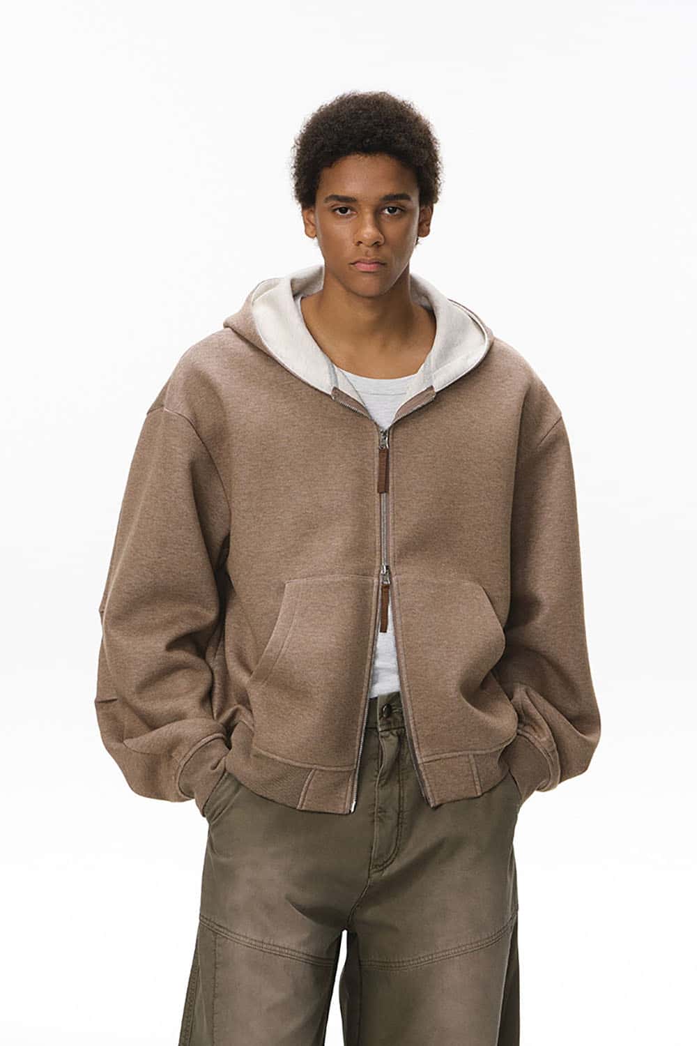 Double-Sided Zipper Contrast Short Hooded Sweatshirt _ Relaxed Fit Zip-Up Hoodie